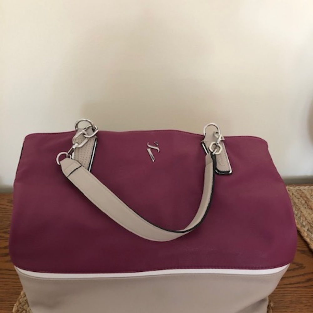 Vera Wang Double Strap Handbag